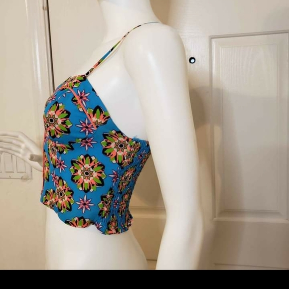 Flying Tomato size Small - Picture 3 of 5